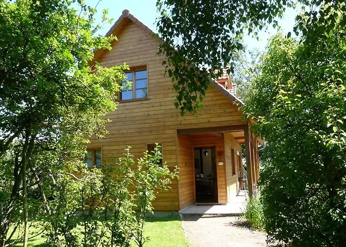 Holiday home Gite Gites De France - La Clef Des Champs *